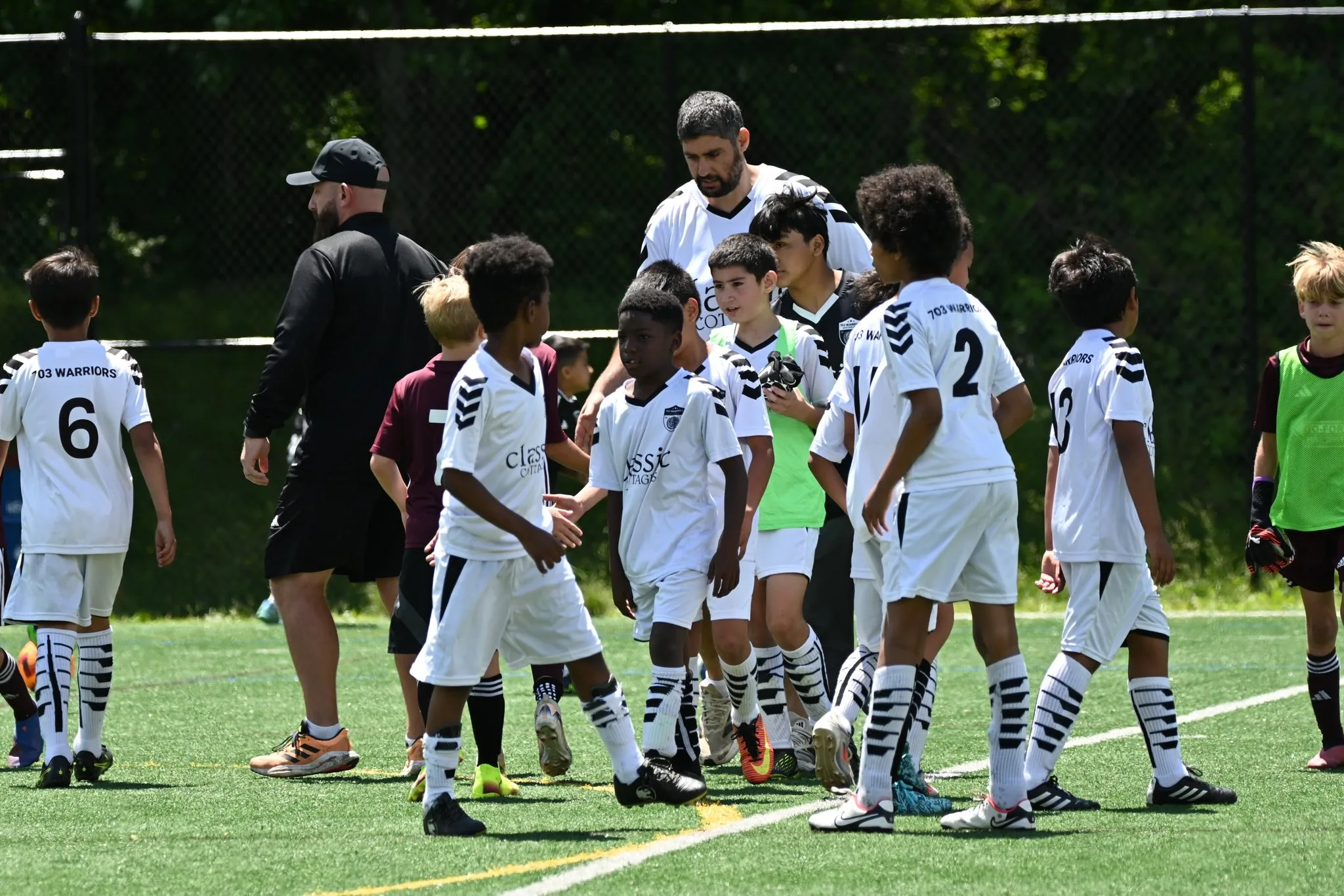 703 Warriors players organizing pickup game on Sunday